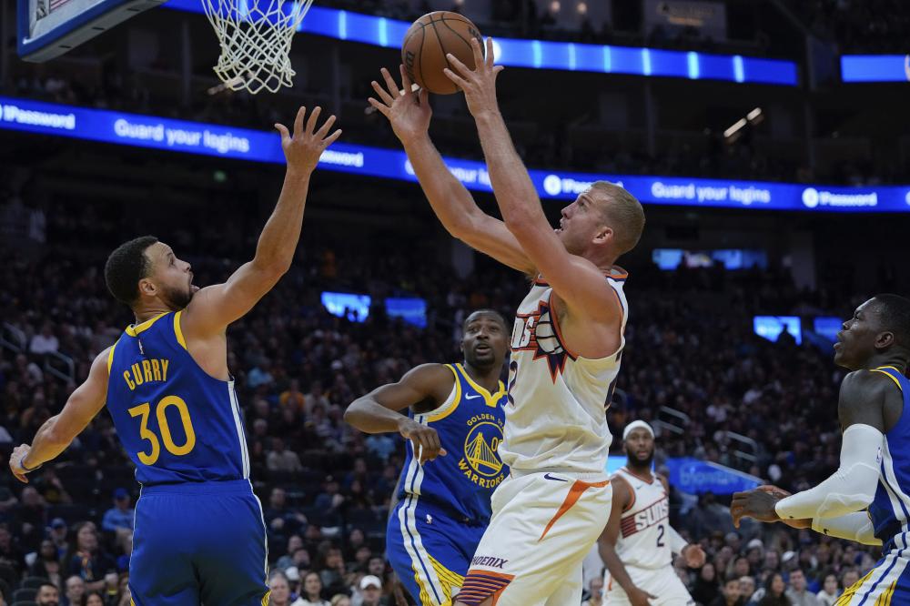 东队在季后 东队在季后